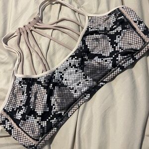 Lululemon Lighten Up Sports Bra, Size 12